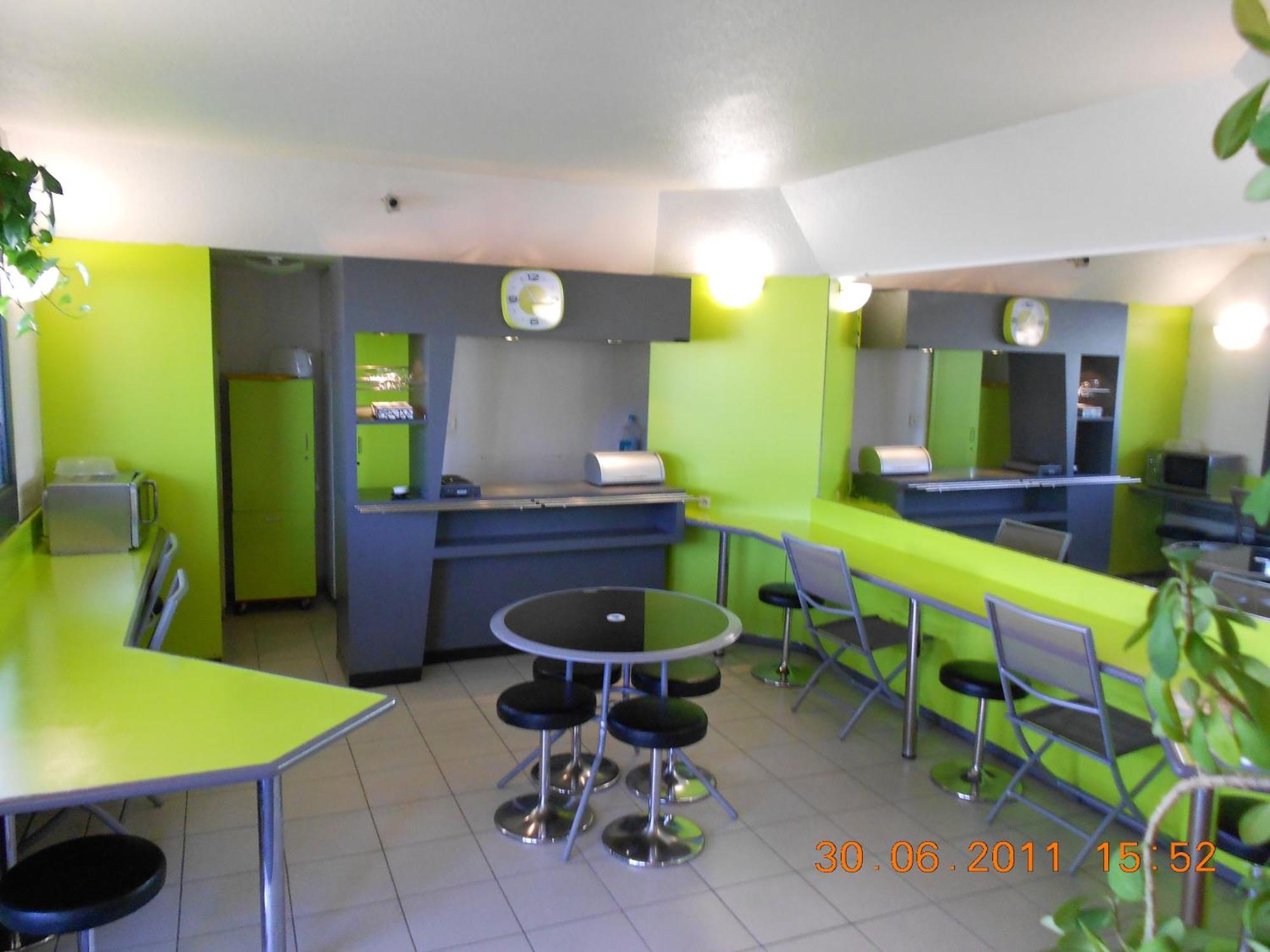 Lemon Hotel Le Coteau ภายนอก รูปภาพ