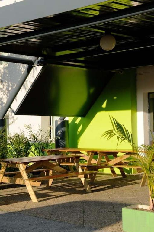 Lemon Hotel Le Coteau ภายนอก รูปภาพ